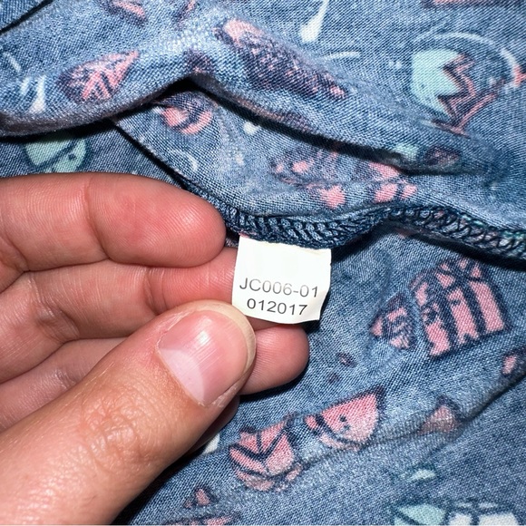 LuLaRoe | Perfect T Swing Longline Short Sleeve Scoop Neck Abstract Floral Shirt - Picture 7 of 11